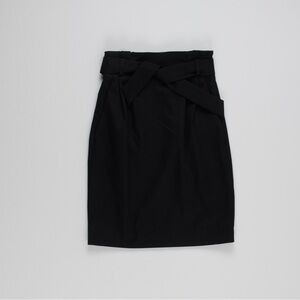 Small Black Skirt With Belt